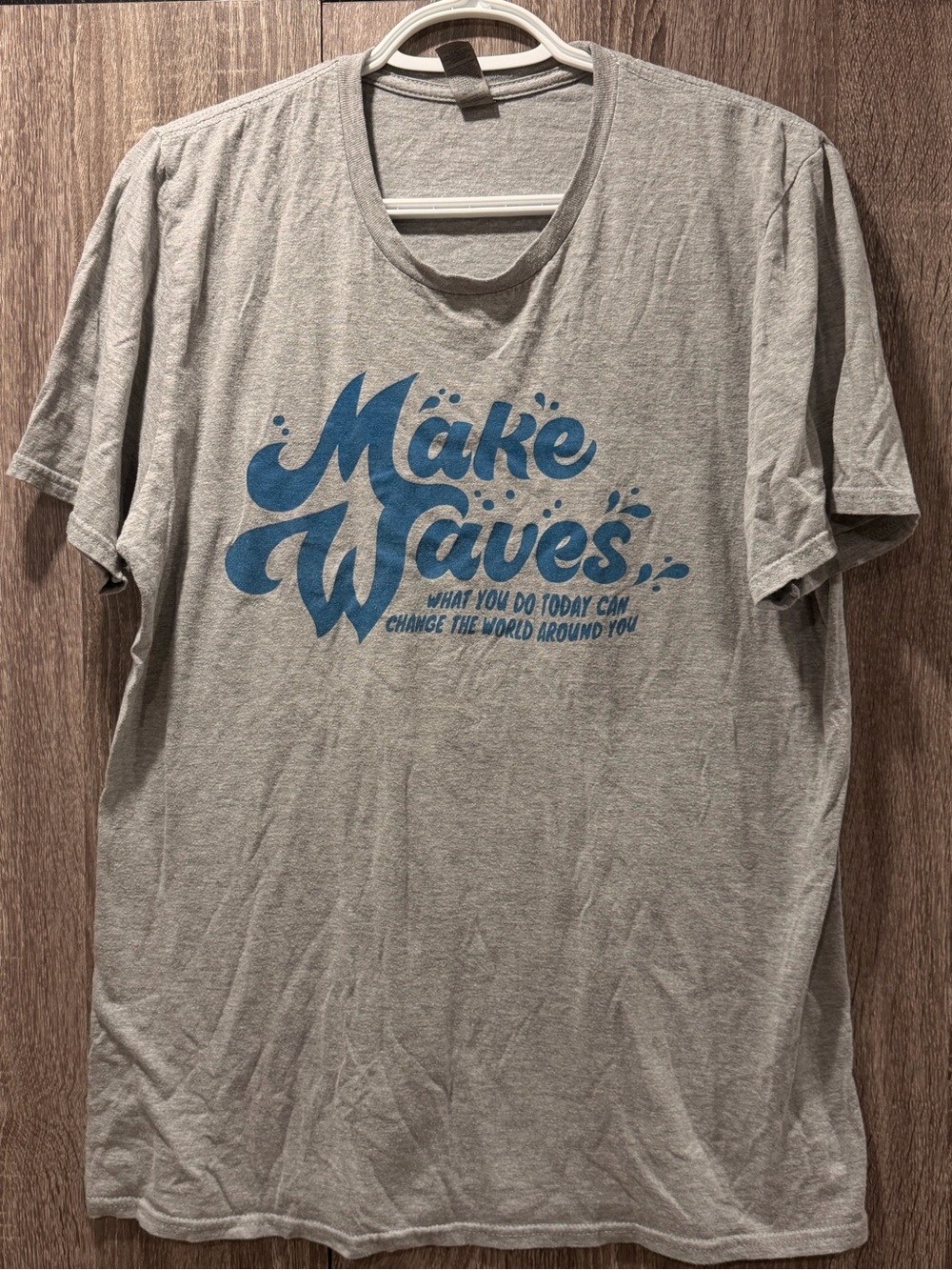 Gildan Gray Short-Sleeve Tee with Blue 'Make Waves' Graphic